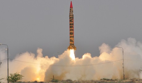 Tên lửa tầm xa (ảnh minh họa)